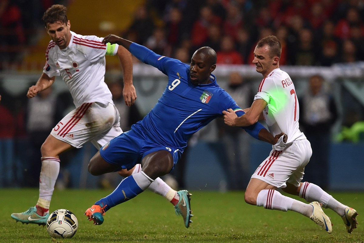 战况白热化，球队实力对比引人入胜的简单介绍