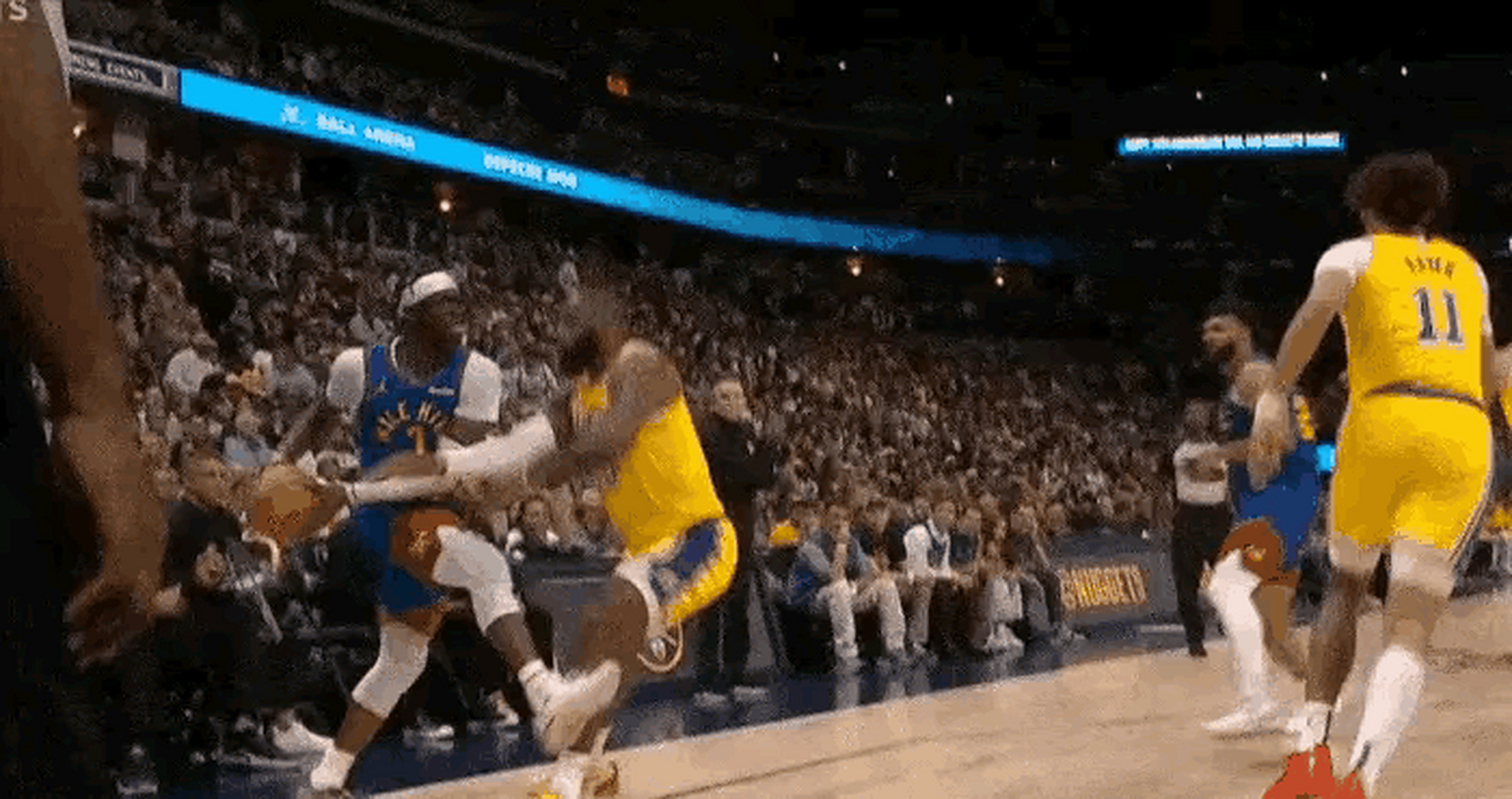 黄蜂力克魔术，雷吉-杰克逊终结比赛的简单介绍