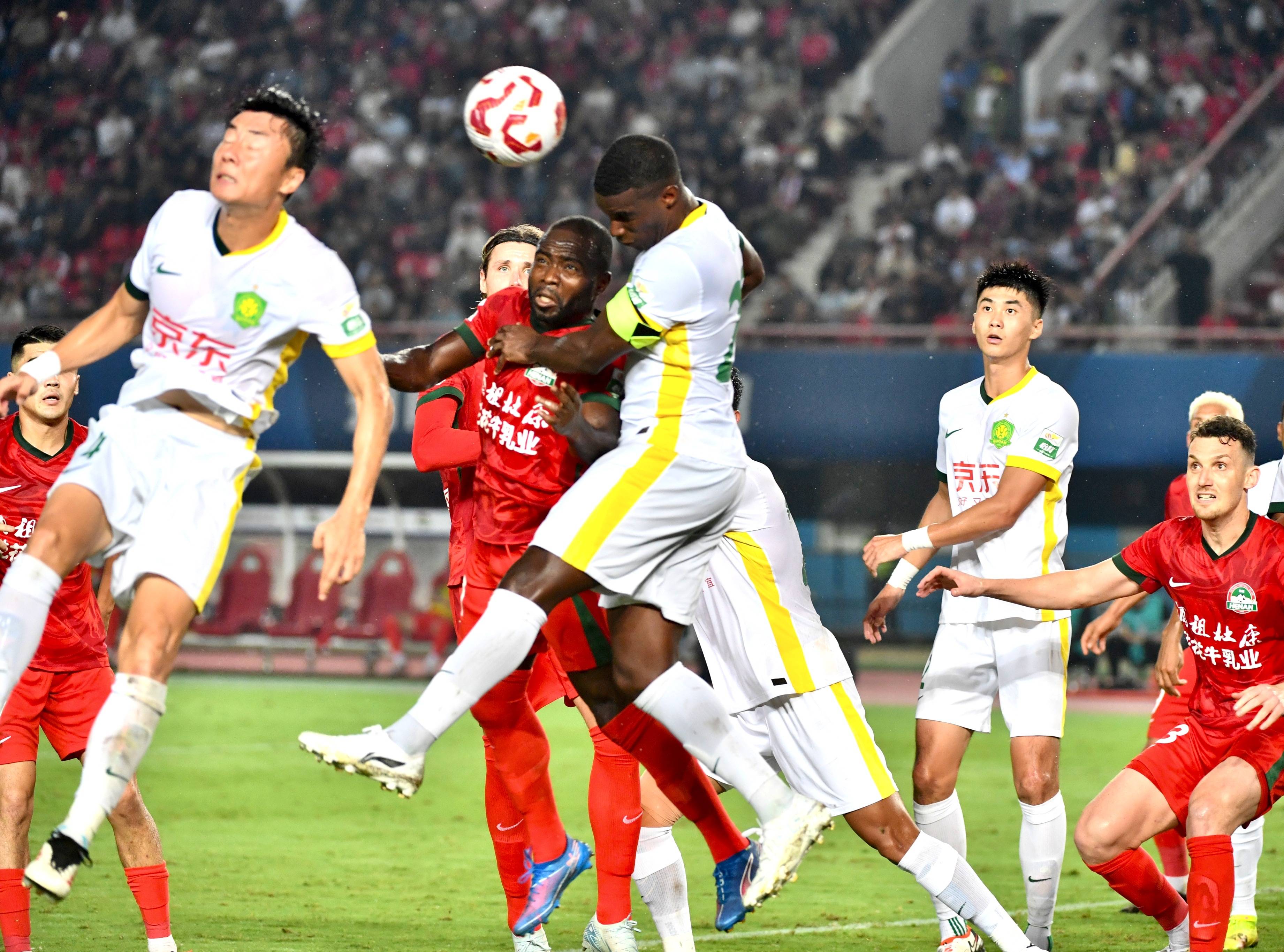 关键之战:上港挑战国安,胜负难分的简单介绍 关键之战:上港挑战国安,胜负难分的简单介绍