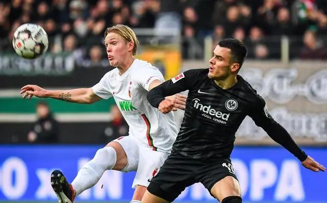 包含不莱梅队内关系恶化，球队士气受影响的词条