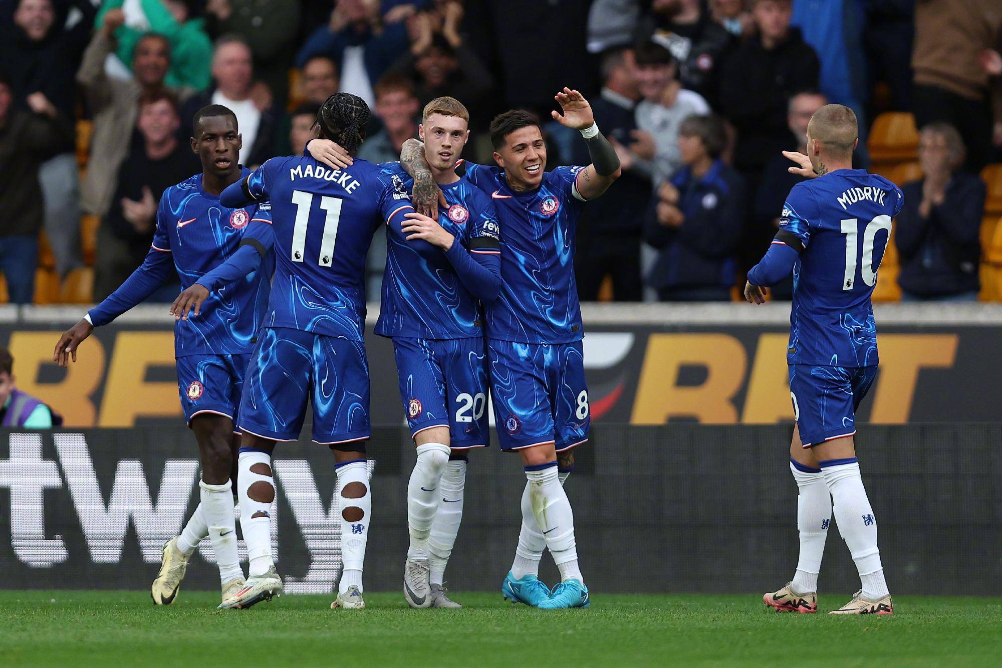 巴黎完胜切尔西，苏亚雷斯状态火热的简单介绍