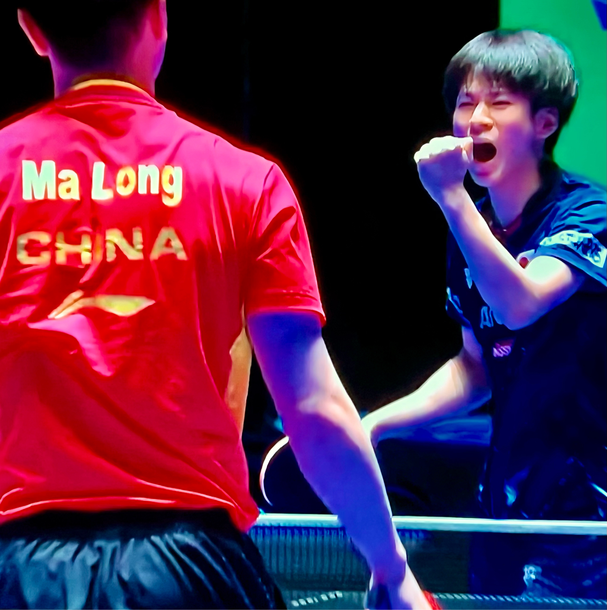 波兰队鏖战日本队,马龙点燃赛场 波兰队鏖战日本队,马龙点燃赛场