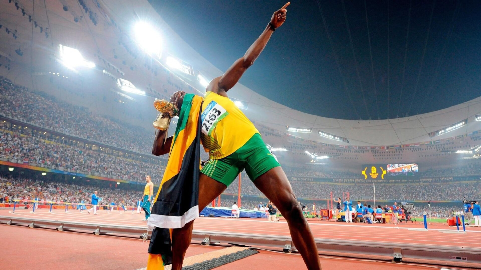 锁链南粤,当广东队的拉文在防守端冰封太阳