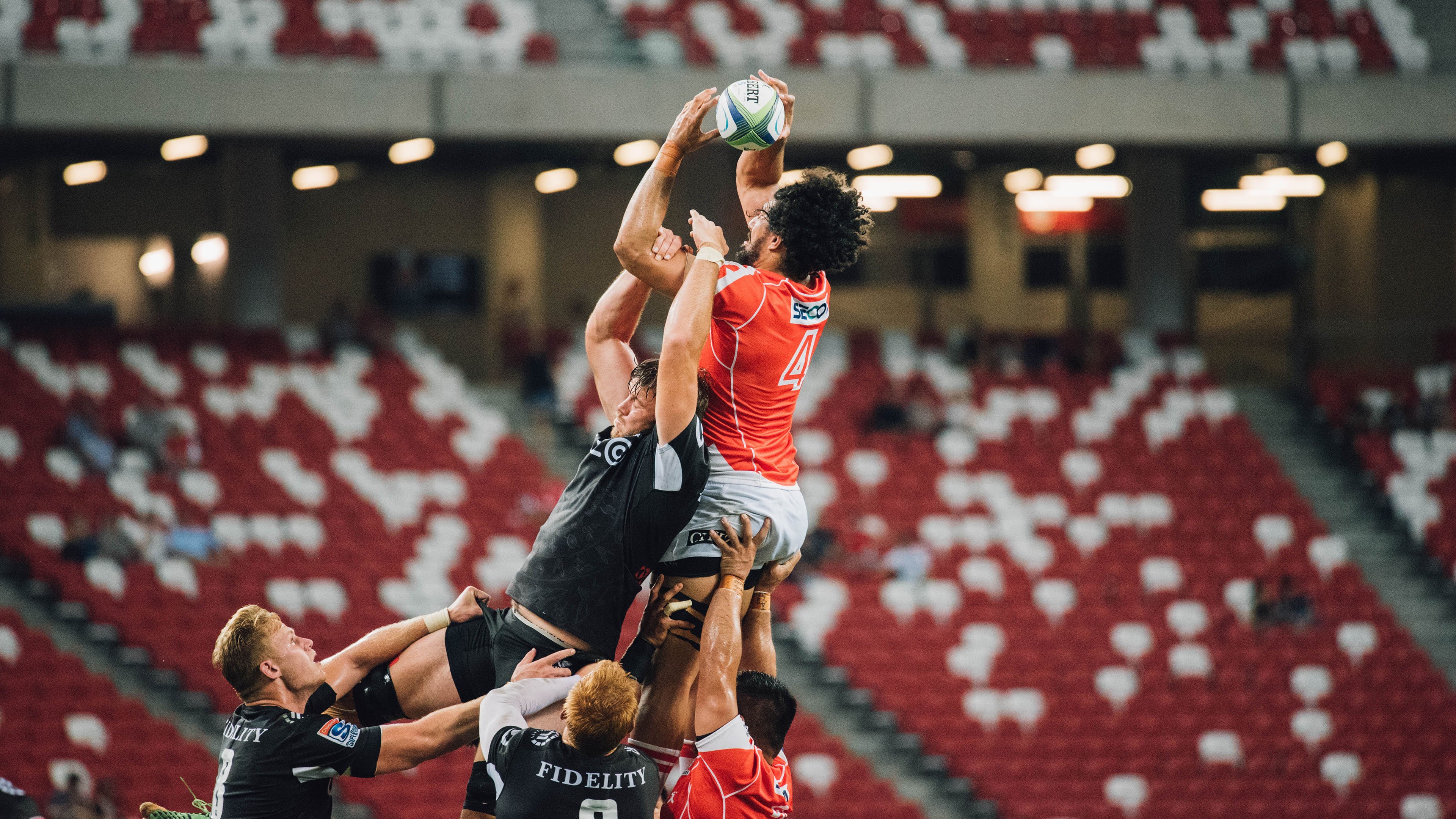 拉什福德主宰比赛走向，尼斯提前终结悬念里昂