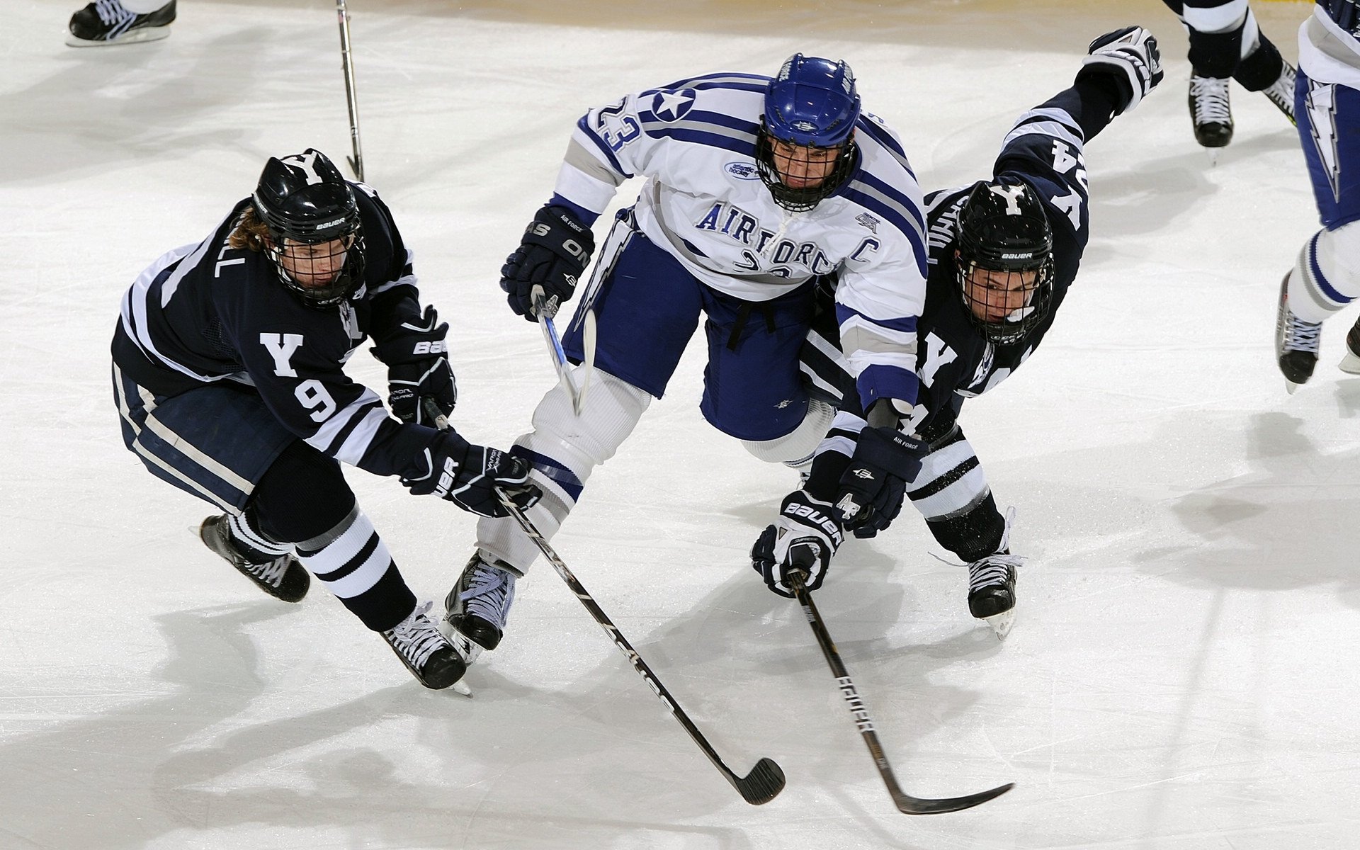 从墨尔本到都灵,阿尔卡拉斯如何以澳网逆转之姿,统治年终总决赛